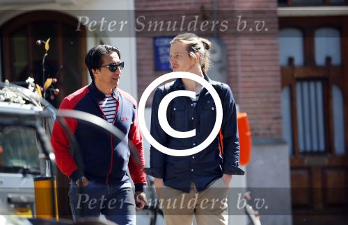 Amsterdam 25 juni 2013
Guido Spek met een kennis op de cornelis schuytstraat.
Peter Smulders bv