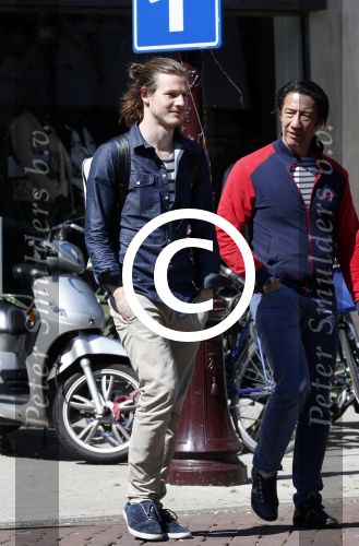 Amsterdam 25 juni 2013
Guido Spek met een kennis op de cornelis schuytstraat.
Peter Smulders bv