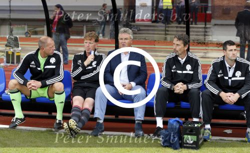 Amsterdam 3 juli 2013
Sjaak Swart 75 jaar . Hij viert dat met een wedstrijd met oud ajax spelers in het Olympisch stadion. Guus Hiddink
Peter Smulders bv