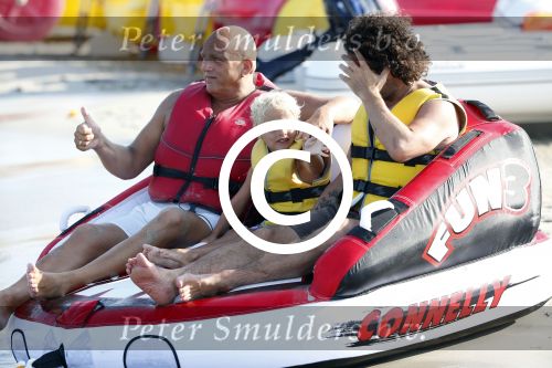 ibiza 11 juli 2013
Herman den Blijker met zijn vrouw en zoon Mats op coco beach.
Peter Smulders bv