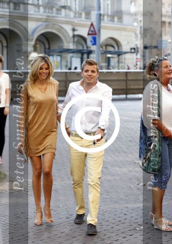 Amsterdam 8 juli 2013
Premiere Internship in little Buddha. Kim Kotter en Jaap Reesema
Peter Smulders bv