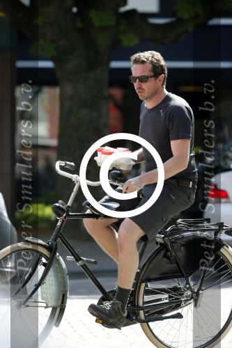 Amsterdam 2 juli 2013
Jacob Derwig haalt koffie.
Peter Smulders bv