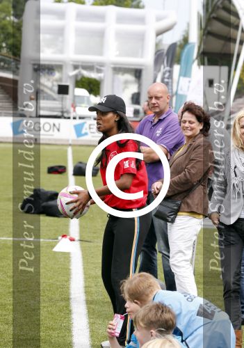 Amsterdam 29 juni 2013
Voetbaltournooi op de toekomst (ajax) voor de stichting de upside van down
met diverse bn ers en oud voetballers.. Syndroom van down. Jasmine Sendar
Peter Smulders bv
