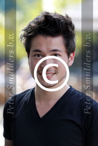 Den Haag 8 augustus 2013
Joji Na , acteur.
Peter Smulders bv