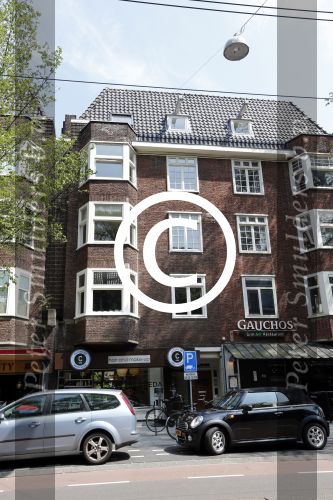 Amsterdam 4 juli 2013
Kalid Boulahrouz heeft nieuw appartement gekocht in Amsterdam.
Peter Smulders bv
