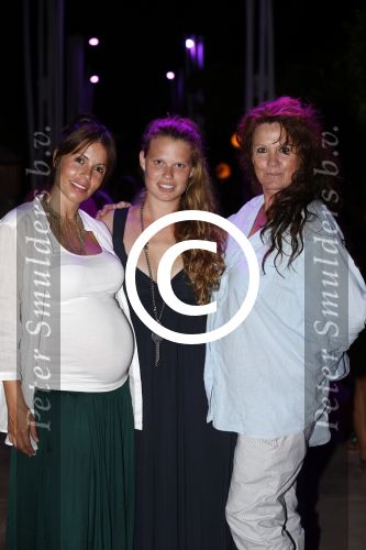 ibiza 12 juli 2013
Kees ter Brugge met dochter en hoogzwangere schoondochter.
Peter Smulders bv