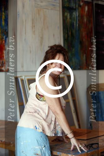 ibiza 16 juli 2013
Kees ter Brugge in haar atelier waar ze schildert en kleit.
Peter Smulders bv