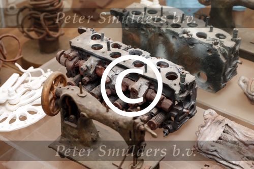 ibiza 16 juli 2013
Kees ter Brugge in haar atelier waar ze schildert en kleit.
Peter Smulders bv