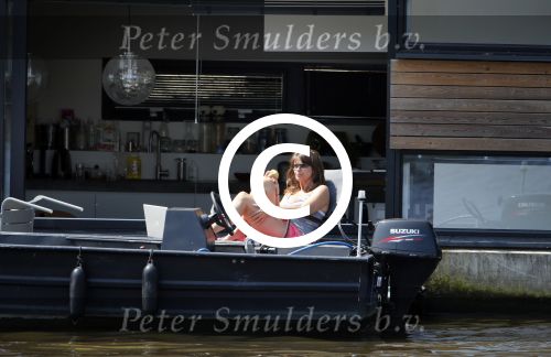 Amsterdam 9 juli 2013
Nieuwe woonboot/ ark van Raymond v d Klundert/Kluun aan de amstel.
Peter Smulders bv