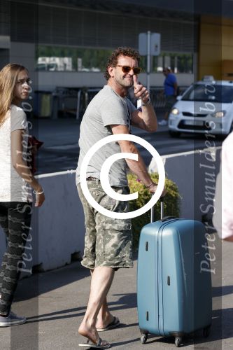 ibiza 11 juli 2013
Raymond v d Klundert, Kluun op ibiza airport.
Peter Smulders bv