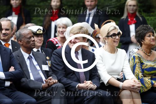 Amsterdam 1 juli 2013
Koning Willem Alexander en Koningin Maxima bij herdenking 150 jaar geleden slavernij in het oosterpark.
Peter Smulders bv