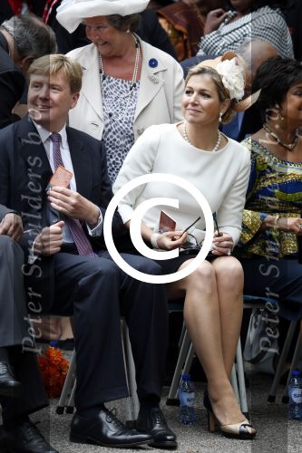 Amsterdam 1 juli 2013
Koning Willem Alexander en Koningin Maxima bij herdenking 150 jaar geleden slavernij in het oosterpark.
Peter Smulders bv