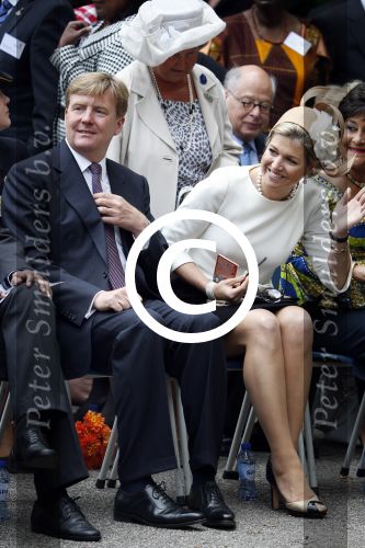 Amsterdam 1 juli 2013
Koning Willem Alexander en Koningin Maxima bij herdenking 150 jaar geleden slavernij in het oosterpark.
Peter Smulders bv