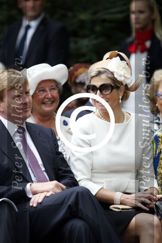 Amsterdam 1 juli 2013
Koning Willem Alexander en Koningin Maxima bij herdenking 150 jaar geleden slavernij in het oosterpark.
Peter Smulders bv