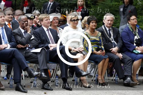 Amsterdam 1 juli 2013
Koning Willem Alexander en Koningin Maxima bij herdenking 150 jaar geleden slavernij in het oosterpark.
Peter Smulders bv