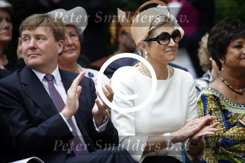 Amsterdam 1 juli 2013
Koning Willem Alexander en Koningin Maxima bij herdenking 150 jaar geleden slavernij in het oosterpark.
Peter Smulders bv