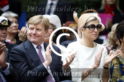 Amsterdam 1 juli 2013
Koning Willem Alexander en Koningin Maxima bij herdenking 150 jaar geleden slavernij in het oosterpark.
Peter Smulders bv