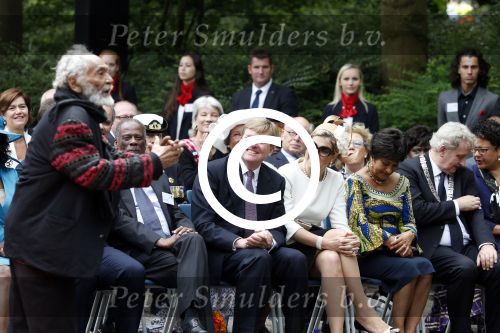 Amsterdam 1 juli 2013
Koning Willem Alexander en Koningin Maxima bij herdenking 150 jaar geleden slavernij in het oosterpark.
Peter Smulders bv
