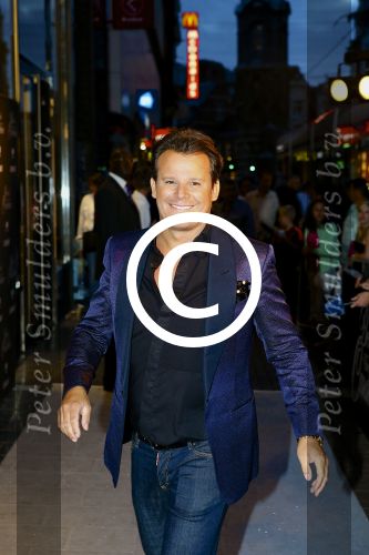AMSTERDAM - Bij het Tuschinski Theater is de premiere van Behind the Candelabra. Met op de rode loper  Leco v Zadelhoff