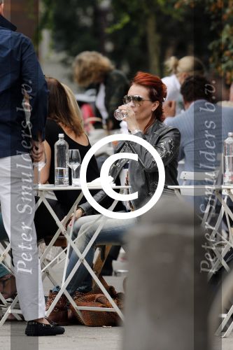 Amsterdam 2 juli 2013
Leontine Borsato op terras met haar manager Mike Dobbinga.
Peter Smulders bv