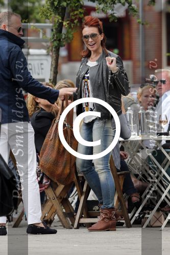 Amsterdam 2 juli 2013
Leontine Borsato op terras met haar manager Mike Dobbinga.
Peter Smulders bv