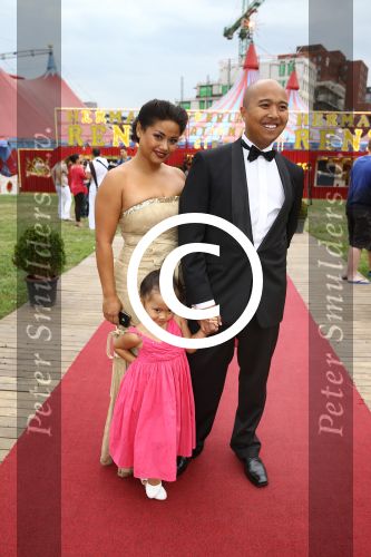 Amsterdam, 5 Augustus 2013
Premiere Circus Herman Renz
Linda Wagemakers met man en dochter
Foto Peter Smulders BV
