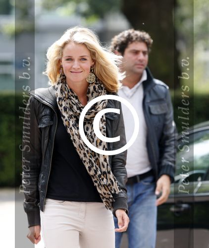 Amsterdam 11 augustus 2013
Liza Sips met haar vriend Ralph Manheim .
Peter Smulders bv