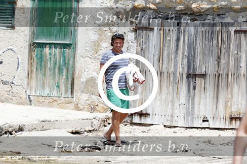 ibiza 13 juli 2013
Lodewijk Hoekstra en Kristel Hoekstra met hun kinderen Dize Hoekstra Madelief Hoekstra en Mels Hoekstra op vakantie op ibiza.
Peter Smulders bv
