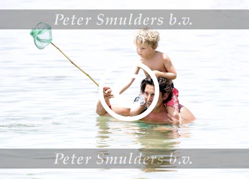 ibiza 13 juli 2013
Lodewijk Hoekstra en Kristel Hoekstra met hun kinderen Dize Hoekstra Madelief Hoekstra en Mels Hoekstra op vakantie op ibiza.
Peter Smulders bv