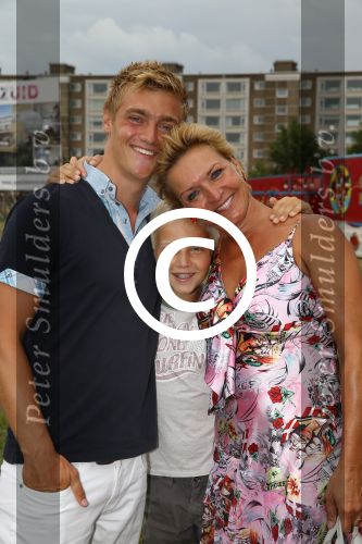 Amsterdam, 5 Augustus 2013
Premiere Circus Herman Renz
Mariska v Kolck met haar kinderen
Foto Peter Smulders BV