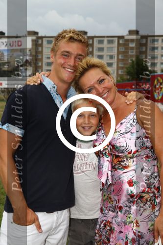 Amsterdam, 5 Augustus 2013
Premiere Circus Herman Renz
Mariska v Kolck met haar kinderen
Foto Peter Smulders BV