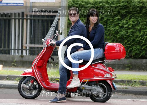 Amsterdam 26 juni 2013
Martijn en Amanda Krabbe op hun vespa scooter.
Peter Smulders bv