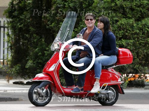 Amsterdam 26 juni 2013
Martijn en Amanda Krabbe op hun vespa scooter.
Peter Smulders bv