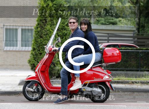 Amsterdam 26 juni 2013
Martijn en Amanda Krabbe op hun vespa scooter.
Peter Smulders bv