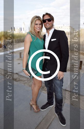 Noordwijk 29 juni 2013
Trouwen Kristina Bozilovic en Tamar Gonen in beachclub O van hotels van oranje. Nicolette v dam met vriend Bas Smit
Peter Smulders bv