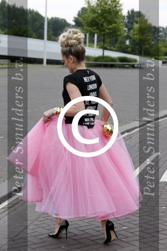 Amsterdam 26 juni 2013
Jackie\'s best dressed in the oyster club bij het olympisch stadion. Nikkie Plessen met t shirts
Peter Smulders bv