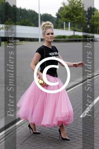 Amsterdam 26 juni 2013
Jackie\'s best dressed in the oyster club bij het olympisch stadion. Nikkie Plessen met t shirts
Peter Smulders bv