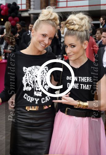 Amsterdam 26 juni 2013
Jackie\'s best dressed in the oyster club bij het olympisch stadion. Nikkie Plessen met t shirts
Peter Smulders bv