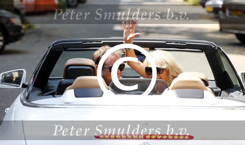 Amsterdam 23 juli 2013
Patricia Paay en Nicky v dam in hun mercedes cabrio.
Peter Smulders bv