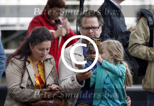 Amsterdam 10 juli 2013
Patrick Stoof met vrouw en dochter in Amsterdam.
Peter Smulders bv