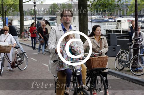 Amsterdam 10 juli 2013
Patrick Stoof met vrouw en dochter in Amsterdam.
Peter Smulders bv
