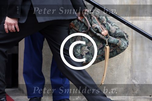 Amsterdam 27 juni 2013
Prinses Beatrix verlaat het paleis op de dam.
Peter Smulders bv