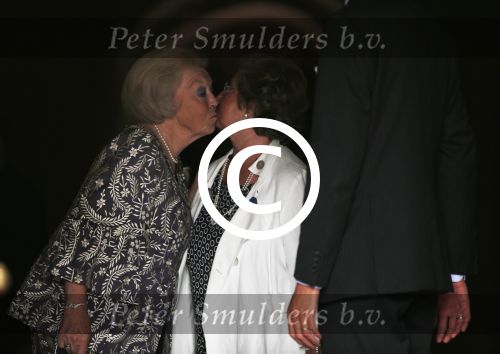 Amsterdam 27 juni 2013
Prinses Beatrix verlaat het paleis op de dam.
Peter Smulders bv