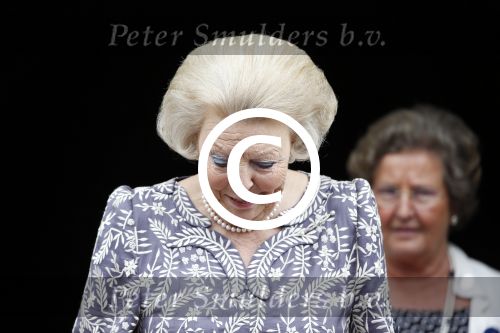 Amsterdam 27 juni 2013
Prinses Beatrix verlaat het paleis op de dam.
Peter Smulders bv