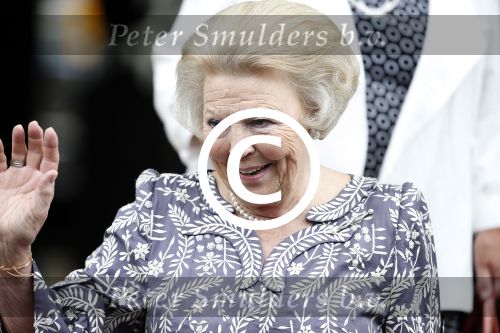 Amsterdam 27 juni 2013
Prinses Beatrix verlaat het paleis op de dam.
Peter Smulders bv