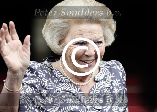 Amsterdam 27 juni 2013
Prinses Beatrix verlaat het paleis op de dam.
Peter Smulders bv
