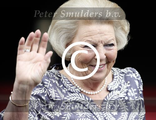 Amsterdam 27 juni 2013
Prinses Beatrix verlaat het paleis op de dam.
Peter Smulders bv