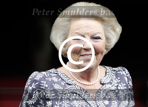 Amsterdam 27 juni 2013
Prinses Beatrix verlaat het paleis op de dam.
Peter Smulders bv