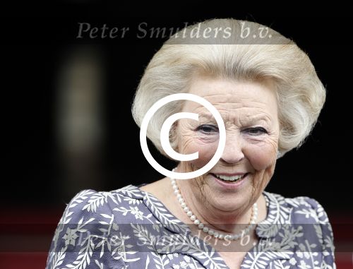 Amsterdam 27 juni 2013
Prinses Beatrix verlaat het paleis op de dam.
Peter Smulders bv