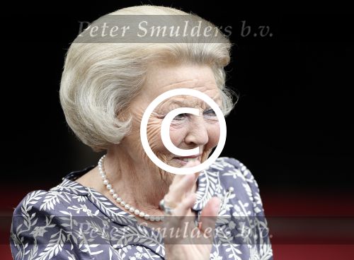 Amsterdam 27 juni 2013
Prinses Beatrix verlaat het paleis op de dam.
Peter Smulders bv